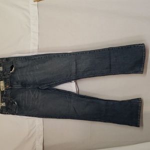 Levi's 10 misses med